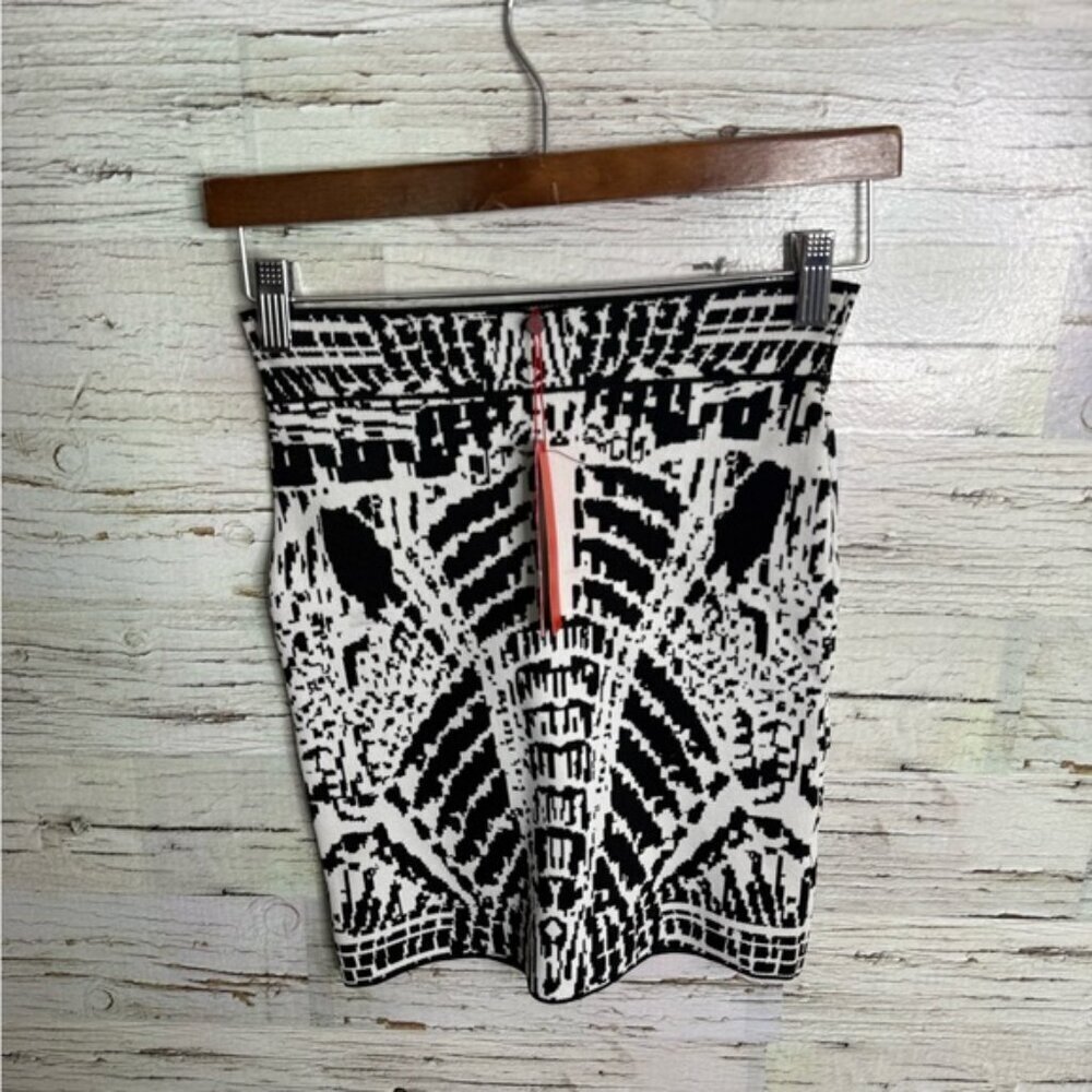LEFT ON HOUSTON STRETCH MINI SKIRT bandage black white NWT size small